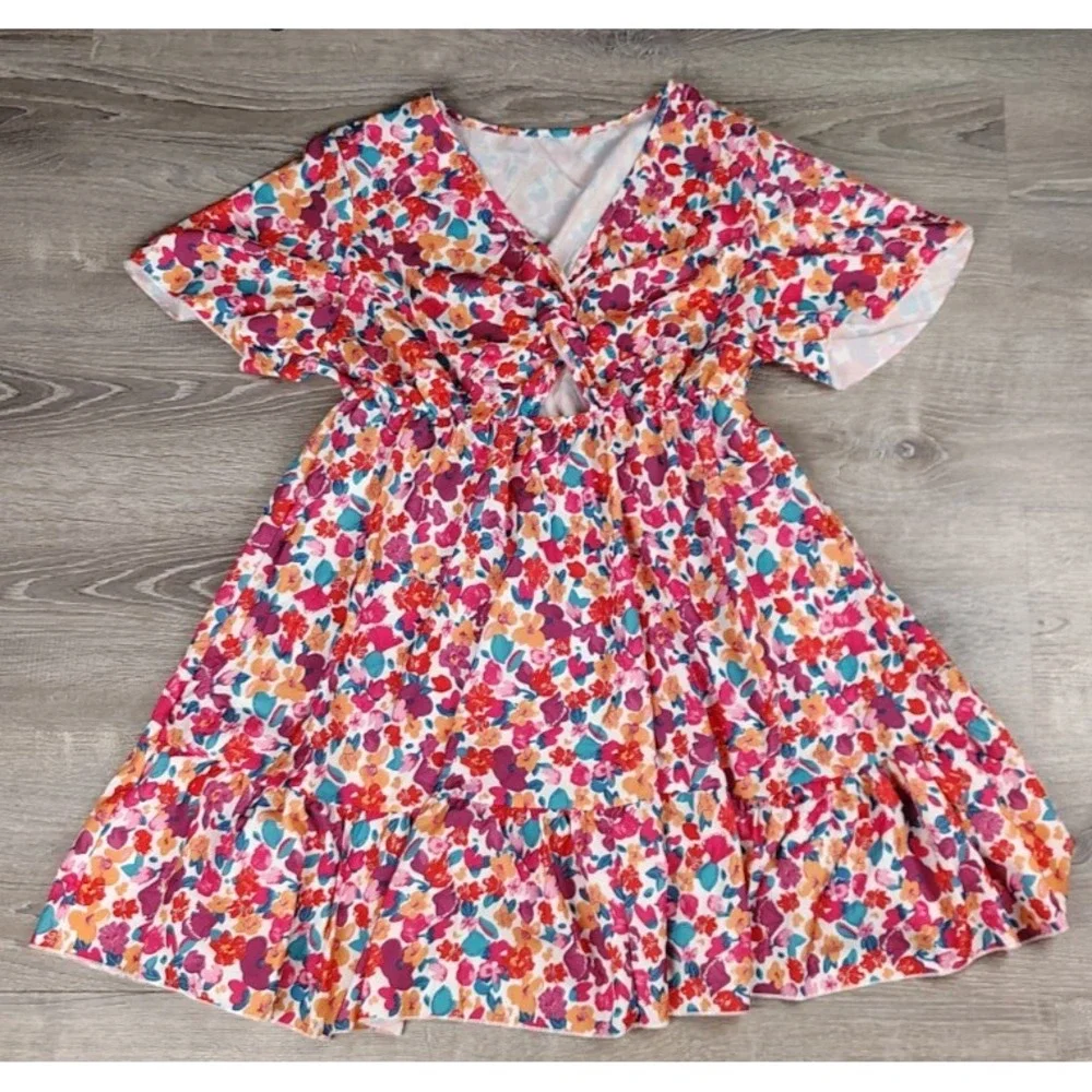 Women's Shein Curve Size 0XL Floral Twist Front Keyhole Cutout Dress‎ Short